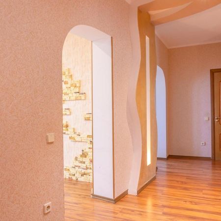 Big Studio Apartment Near River Mall Kiev Buitenkant foto